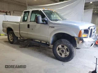 2006 Ford F-350 XL with VIN 1FTWX31576EA75467, listed as a Copart auction lot 48431255 with 256,706 mi miles and Clean Title. Bid and sale history available at DreamBid. Image 4.
