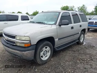 2004 Chevrolet Tahoe LT z VIN 1GNEC13Z24J220275, wystawiony jako IAAI lot #42142833 z przebiegiem 271 725 mil mil oraz . Historia ofert i sprzedaży dostępna na DreamBid. Obrazek 2.