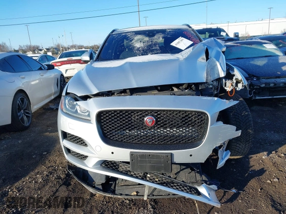 2018 Jaguar F-Pace 25t Premium with VIN SADCJ2FX6JA322345, listed as a IAAI auction lot 41887499 with 35,740 mi miles and . Bid and sale history available at DreamBid. Image 12.