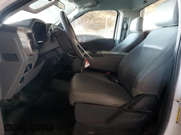 2022 Ford F-150 XL with VIN 1FTMF1C5XNKF26323, listed as a Copart auction lot 60160145 with 43,209 mi miles and Salvage title. Bid and sale history available at DreamBid. Image 7.