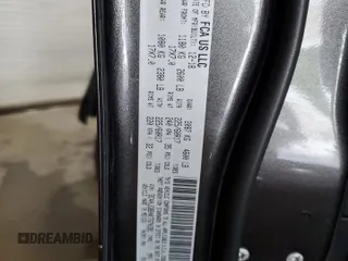 2019 Jeep Compass Latitude z VIN 3C4NJDBB4KT670391, wystawiony jako Copart lot #61283805 z przebiegiem 80 584 mil mil oraz Szkoda całkowita • Salvage title. Historia ofert i sprzedaży dostępna na DreamBid. Obrazek 13.