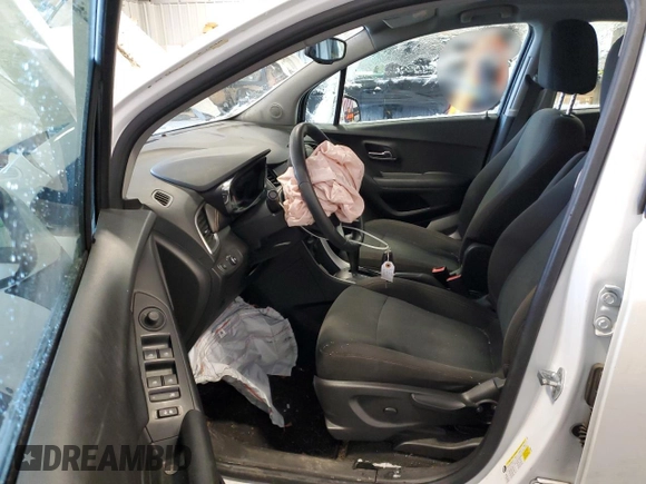 2020 Chevrolet Trax LS with VIN KL7CJNSB9LB067238, listed as a Copart auction lot 41627105 with 38,831 mi miles and Salvage Title. Bid and sale history available at carsss.com. Image 7.