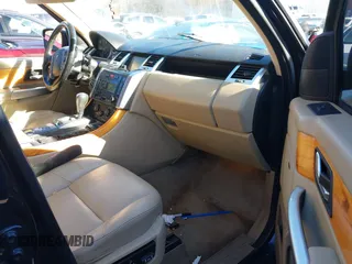 2009 Land Rover Range Rover Sport HSE with VIN SALSK254X9A206629, listed as a IAAI auction lot 41608448 with 207,322 mi miles. Bid and sale history available at carsss.com. Image 5.
