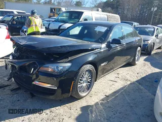 2010 BMW 7 Series 750Li z VIN WBAKB8C57ACY63545, wystawiony jako IAAI lot #41345511 z przebiegiem 110 189 mil mil oraz . Historia ofert i sprzedaży dostępna na DreamBid. Obrazek 17.