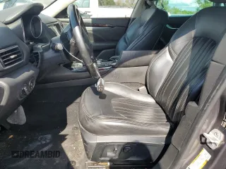 2017 Maserati Levante с VIN ZN661XUA8HX200015, выставлен на аукционе Copart как лот 61198645 с пробегом 121 921 миль миль и Чистый • Clean title. История ставок и продаж доступна на DreamBid. Изображение 7.