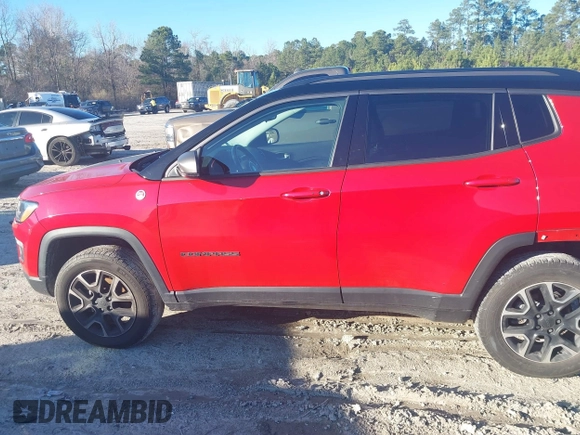 2020 Jeep Compass Trailhawk with VIN 3C4NJDDB6LT220868, listed as a IAAI auction lot 41600066 with 51,151 mi miles and . Bid and sale history available at carsss.com. Image 15.