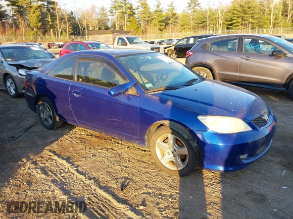 2004 Honda Civic EX z VIN 1HGEM21934L073212, wystawiony jako IAAI lot #40890887 z przebiegiem 224 012 mil mil oraz . Historia ofert i sprzedaży dostępna na DreamBid. Obrazek 1.
