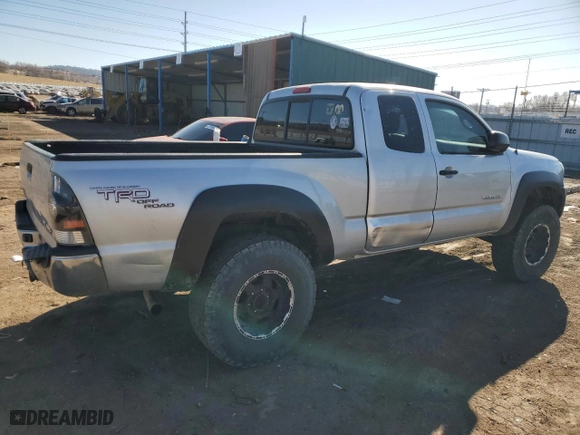 2005 Toyota Tacoma with VIN 5TEUU42N75Z115823, listed as a Copart auction lot 44046075 with 257,819 mi miles and Salvage Title. Bid and sale history available at carsss.com. Image 3.