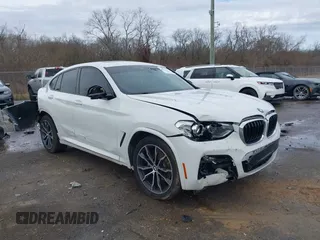 2020 BMW X4 xDrive30i with VIN 5UX2V1C09L9B88384, listed as a IAAI auction lot 41462042 with 78,246 mi miles. Bid and sale history available at carsss.com. Image 1.