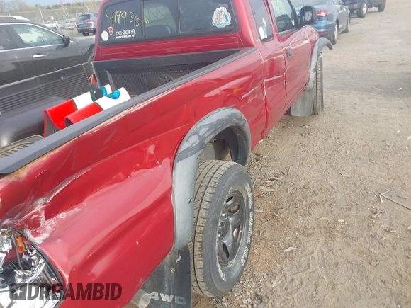 2004 Toyota Tacoma z VIN 5TEWN72N04Z445695, wystawiony jako IAAI lot #41993156 z przebiegiem 150 087 mil mil oraz . Historia ofert i sprzedaży dostępna na DreamBid. Obrazek 6.