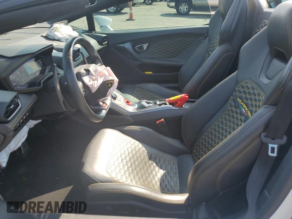 2019 Lamborghini Huracan z VIN ZHWUR2ZF3KLA12441, wystawiony jako Copart lot #69212564 z przebiegiem 25 180 mil mil oraz Szkody całkowita. Historia ofert i sprzedaży dostępna na DreamBid. Obrazek 7.