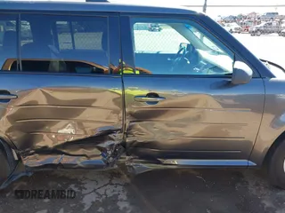 2016 Ford Flex SE with VIN 2FMGK5B89GBA18817, listed as a IAAI auction lot 41849047 with 150,807 mi miles. Bid and sale history available at carsss.com. Image 13.