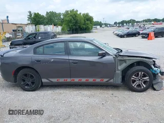 2020 Dodge Charger SXT z VIN 2C3CDXBG3LH211590, wystawiony jako IAAI lot #39869112 z przebiegiem 51 307 mil mil oraz . Historia ofert i sprzedaży dostępna na DreamBid. Obrazek 14.