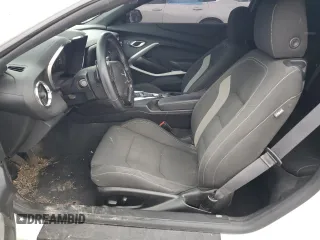 2021 Chevrolet Camaro 1LT z VIN 1G1FB1RX5M0142269, wystawiony jako Copart lot #44905105 z przebiegiem 31 586 mil mil oraz Szkoda całkowita • Salvage title. Historia ofert i sprzedaży dostępna na DreamBid. Obrazek 7.