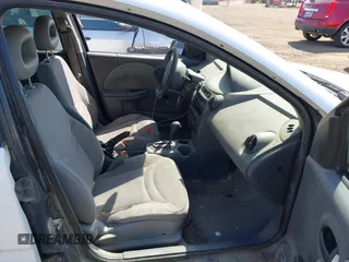 2004 Saturn ION ION 1 z VIN 1G8AG52F74Z103250, wystawiony jako IAAI lot #42161323 z przebiegiem 187 515 mil mil oraz . Historia ofert i sprzedaży dostępna na DreamBid. Obrazek 5.