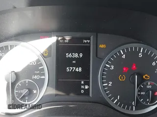 2019 Mercedes-Benz Metris Passenger z VIN WD4PG2EE3K3523210, wystawiony jako IAAI lot #41690328 z przebiegiem 57 748 mil mil oraz . Historia ofert i sprzedaży dostępna na DreamBid. Obrazek 7.