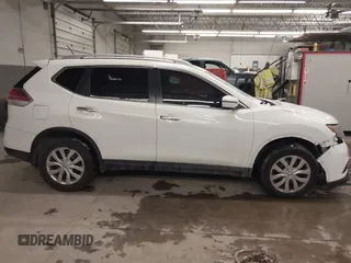 2016 Nissan Rogue SL with VIN 5N1AT2MT3GC817351, listed as a IAAI auction lot 41381048 with 172,665 mi miles and . Bid and sale history available at carsss.com. Image 13.