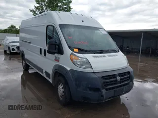 2017 Ram ProMaster Cargo z VIN 3C6TRVDG0HE510415, wystawiony jako IAAI lot #42039265 z przebiegiem 183 670 mil mil oraz . Historia ofert i sprzedaży dostępna na DreamBid. Obrazek 1.