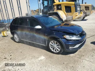 2019 Volkswagen Golf S z VIN 3VWH17AU6KM514233, wystawiony jako Copart lot #47177175 z przebiegiem 62 300 mil mil oraz Szkoda całkowita • Salvage title. Historia ofert i sprzedaży dostępna na DreamBid. Obrazek 4.