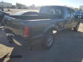 2005 Ford Super Duty F-250 XL with VIN 1FTSW20525EA80684, listed as a Copart auction lot 89100935 with 0 mi miles and Salvage Title. Bid and sale history available at carsss.com. Image 3.