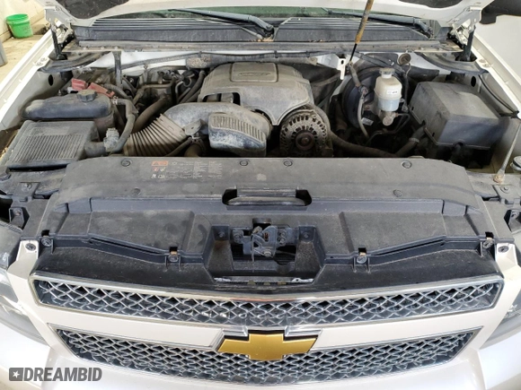 2012 Chevrolet Suburban LTZ with VIN 1GNSKKE74CR325522, listed as a Copart auction lot 52215745 with 214,973 mi miles and Clean Title. Bid and sale history available at carsss.com. Image 12.