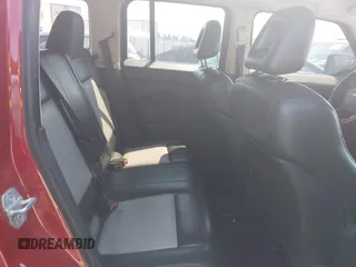 2008 Jeep Patriot Sport with VIN 1J8FT28088D703943, listed as a IAAI auction lot 42738705 with 195,234 mi miles and . Bid and sale history available at DreamBid. Image 8.