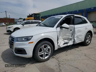 2018 Audi Q5 Premium z VIN WA1ANAFY4J2130856, wystawiony jako Copart lot #55666475 z przebiegiem Nie podano mil oraz Czysty tytuł • Clean title. Historia ofert i sprzedaży dostępna na DreamBid. Obrazek 1.