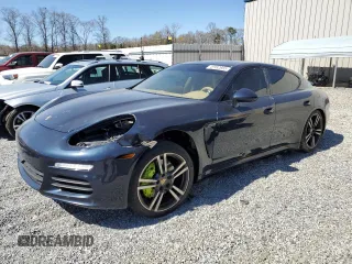 2014 Porsche Panamera S E-Hybrid z VIN WP0AD2A78EL044978, wystawiony jako Copart lot #49992665 z przebiegiem 77 485 mil mil oraz Szkody całkowita. Historia ofert i sprzedaży dostępna na DreamBid. Obrazek 1.