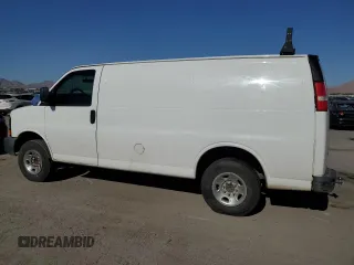 2013 Chevrolet Express Cargo с VIN 1GCWGFBA2D1115617, выставлен на аукционе Copart как лот 61756645 с пробегом 302 668 миль миль и Списание • Salvage title. История ставок и продаж доступна на DreamBid. Изображение 2.