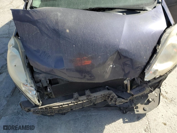 2009 Honda Fit Sport w/Navi with VIN JHMGE88649S011431, listed as a Copart auction lot 50240795 with 0 mi miles and Salvage Title. Bid and sale history available at carsss.com. Image 12.