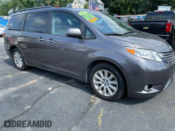 2015 Toyota Sienna Limited с VIN 5TDDK3DC4FS117555, выставлен на аукционе Copart как лот 65460185 с пробегом 141 188 миль миль и Чистый • Clean title. История ставок и продаж доступна на DreamBid. Изображение 1.