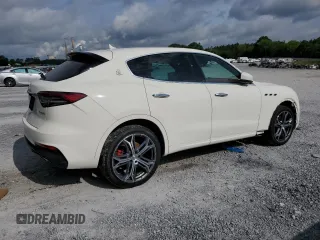 2021 Maserati Levante GT with VIN ZN661XUAXMX372301, listed as a Copart auction lot 57548054 with 68,726 mi miles and Salvage Title. Bid and sale history available at carsss.com. Image 3.