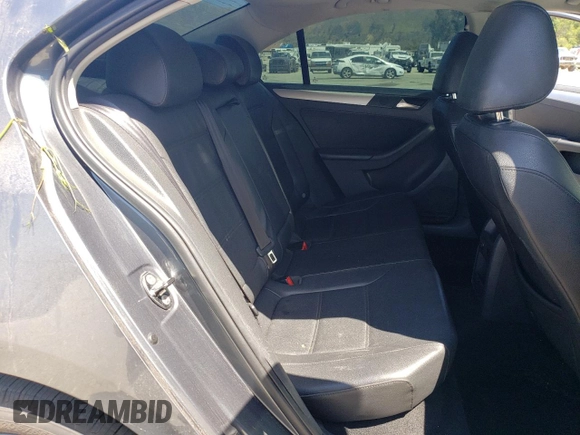2013 Volkswagen Jetta SE with VIN 3VWDP7AJ5DM355176, listed as a Copart auction lot 60324525 with 192,226 mi miles and Salvage title. Bid and sale history available at DreamBid. Image 10.