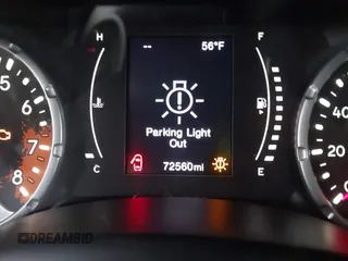2015 Jeep Renegade Latitude with VIN ZACCJABH0FPB68514, listed as a IAAI auction lot 41904030 with 72,650 mi miles. Bid and sale history available at carsss.com. Image 15.