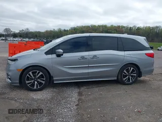 2018 Honda Odyssey Elite with VIN 5FNRL6H92JB004882, listed as a IAAI auction lot 41901028 with 160,889 mi miles and . Bid and sale history available at DreamBid. Image 14.