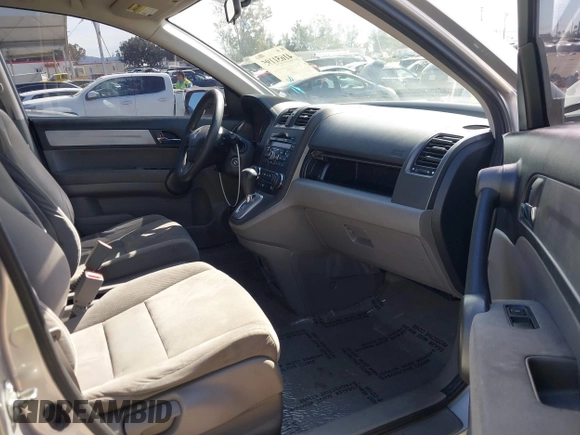 2010 Honda CR-V EX with VIN 5J6RE3H54AL039551, listed as a IAAI auction lot 41651195 with 204,532 mi miles and . Bid and sale history available at carsss.com. Image 5.