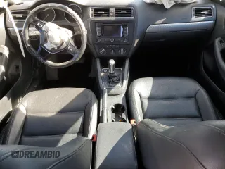 2015 Volkswagen Jetta Sedan 1.8T SE w/Connectivity with VIN 3VWD07AJXFM239480, listed as a Copart auction lot 47107385 with 0 mi miles and Salvage Title. Bid and sale history available at carsss.com. Image 8.