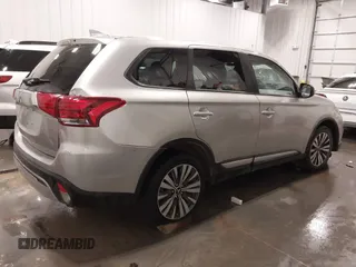 2020 Mitsubishi Outlander ES z VIN JA4AZ3A38LZ018227, wystawiony jako IAAI lot #42142244 z przebiegiem 91 342 mil mil oraz . Historia ofert i sprzedaży dostępna na DreamBid. Obrazek 4.