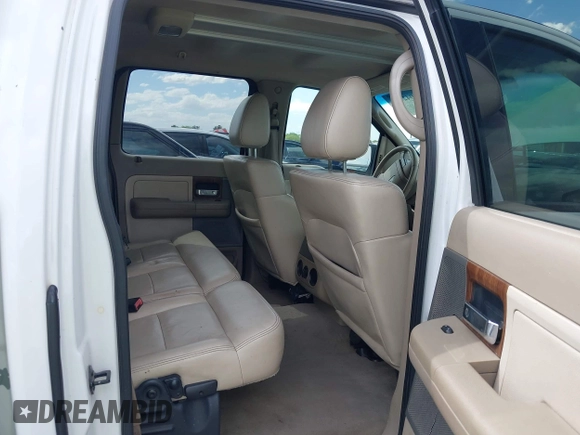 2004 Ford F-150 XLT with VIN 1FTPW125X4KC36046, listed as a IAAI auction lot 42042105 with 280,421 mi miles. Bid and sale history available at carsss.com. Image 8.