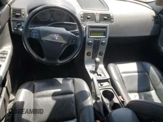 2006 Volvo S40 2.5L Turbo с VIN YV1MH682162184133, выставлен на аукционе Copart как лот 56598235 с пробегом 134 576 миль миль и Списание • Salvage title. История ставок и продаж доступна на DreamBid. Изображение 8.