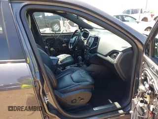 2019 Jeep Cherokee Limited with VIN 1C4PJMDX7KD460830, listed as a IAAI auction lot 41987186 with 118,202 mi miles and . Bid and sale history available at DreamBid. Image 5.