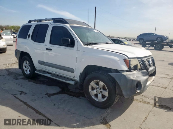 2010 Nissan Xterra S z VIN 5N1AN0NU1AC522147, wystawiony jako Copart lot #50646485 z przebiegiem Nie podano mil oraz Czysty tytuł • Clean title. Historia ofert i sprzedaży dostępna na DreamBid. Obrazek 4.