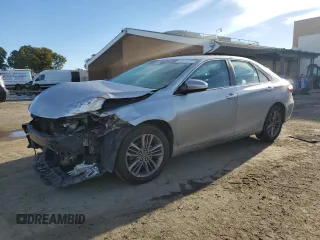 2017 Toyota Camry XLE with VIN 4T1BF1FK8HU695043, listed as a Copart auction lot 86622014 with 430,107 mi miles and Salvage Title. Bid and sale history available at carsss.com. Image 1.