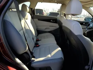 2018 Kia Sorento SX with VIN 5XYPKDA58JG400846, listed as a Copart auction lot 46552055 with 48,677 mi miles and Salvage Title. Bid and sale history available at DreamBid. Image 11.