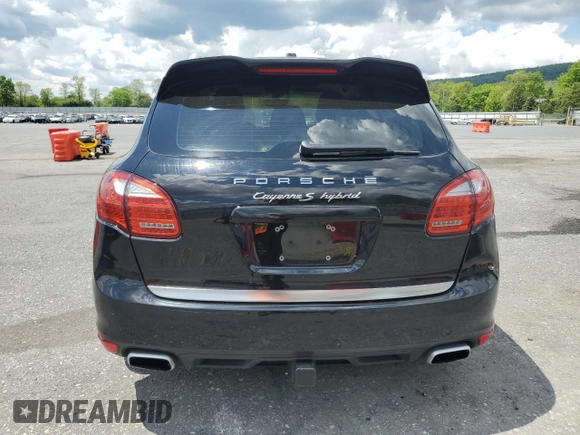 2013 Porsche Cayenne S Hybrid с VIN WP1AE2A2XDLA15786, выставлен на аукционе Copart как лот 56371085 с пробегом 96 322 миль миль и Чистый • Clean title. История ставок и продаж доступна на DreamBid. Изображение 6.