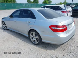 2011 Mercedes-Benz E 350 Luxury with VIN WDDHF8HB8BA482869, listed as a IAAI auction lot 42263938 with 86,310 mi miles and . Bid and sale history available at DreamBid. Image 3.