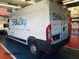 2018 Ram ProMaster Cargo z VIN 3C6TRVDG5JE112252, wystawiony jako IAAI lot #42399558 z przebiegiem 159 166 mil mil oraz . Historia ofert i sprzedaży dostępna na DreamBid. Obrazek 14.