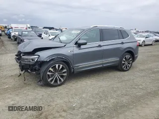 2018 Volkswagen Tiguan SEL Premium with VIN 3VV5B7AX4JM159172, listed as a Copart auction lot 48874595 with 26,215 mi miles and Salvage Title. Bid and sale history available at DreamBid. Image 1.