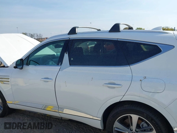 2024 Genesis GV80 z VIN KMUHCESC6RU160904, wystawiony jako IAAI lot #40675389 z przebiegiem 6 984 mil mil oraz . Historia ofert i sprzedaży dostępna na DreamBid. Obrazek 15.