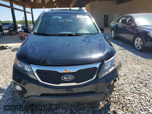 2013 Kia Sorento LX with VIN 5XYKT3A67DG424568, listed as a Copart auction lot 53247535 with 111,113 mi miles and Salvage Title. Bid and sale history available at carsss.com. Image 5.